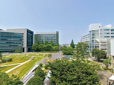 福岡大学
