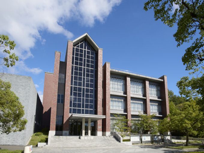 同志社大学